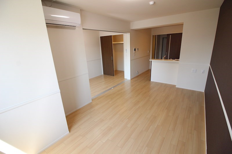 SHIZUKA　BLDG リビング