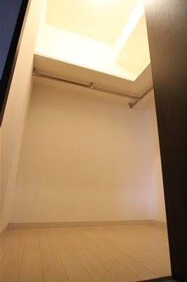 フェリシエ京町  収納