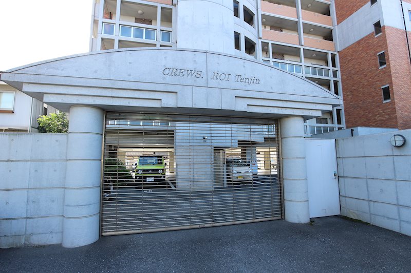 クルーズロワ天神  エントランス