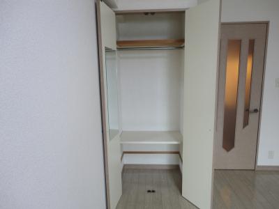 ウインズ三萩野 収納