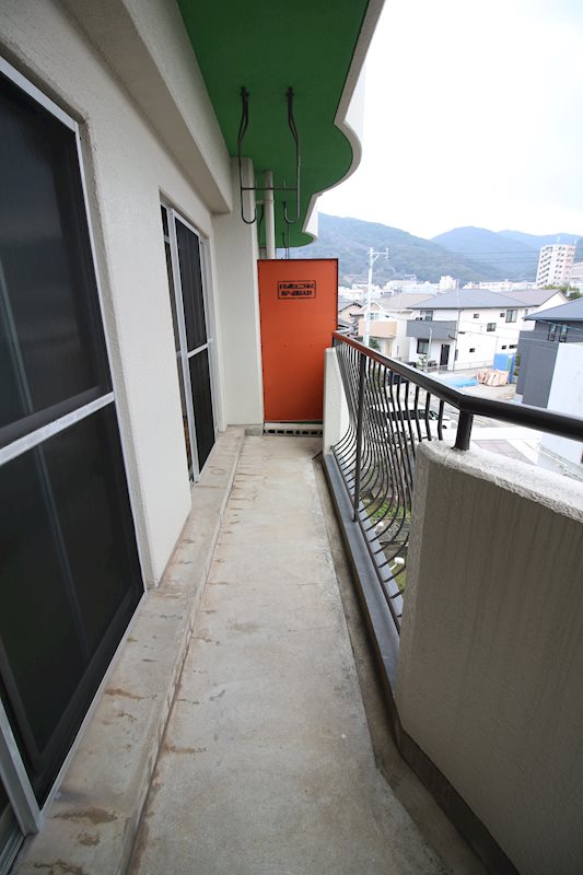 グランドハイツ富野 ベランダ