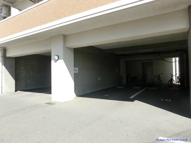 リファレンス門司駅前   駐車場