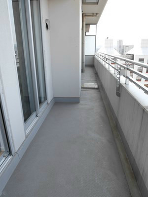小倉D.C.TOWER  ベランダ