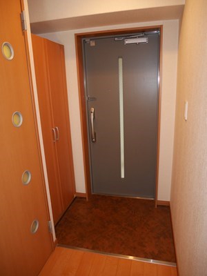 フェルト515 玄関