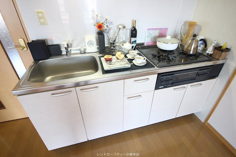 ニューシティアパートメンツ南小倉Ⅱ キッチン