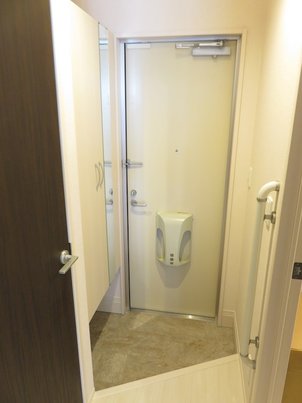 Ｄ-room泉台 B棟 玄関