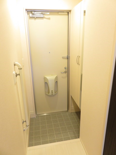 Ｄ-room泉台 A棟 玄関