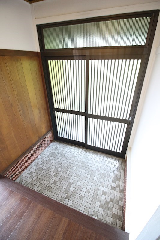 湯川2丁目ペット可借家 玄関