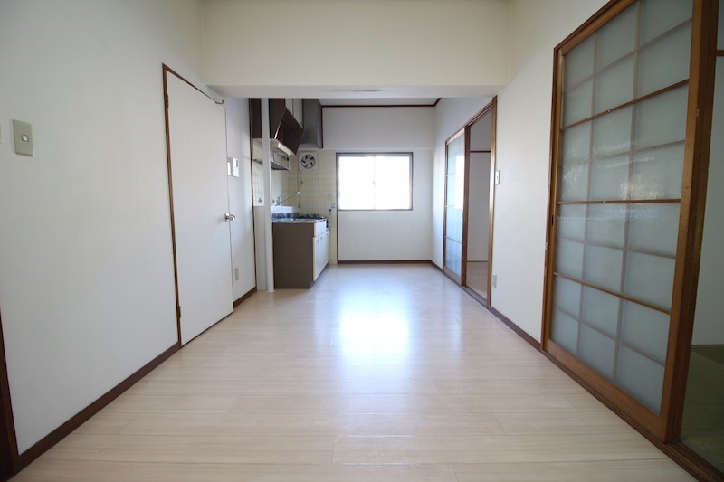 角田ビル片野新町 リビング