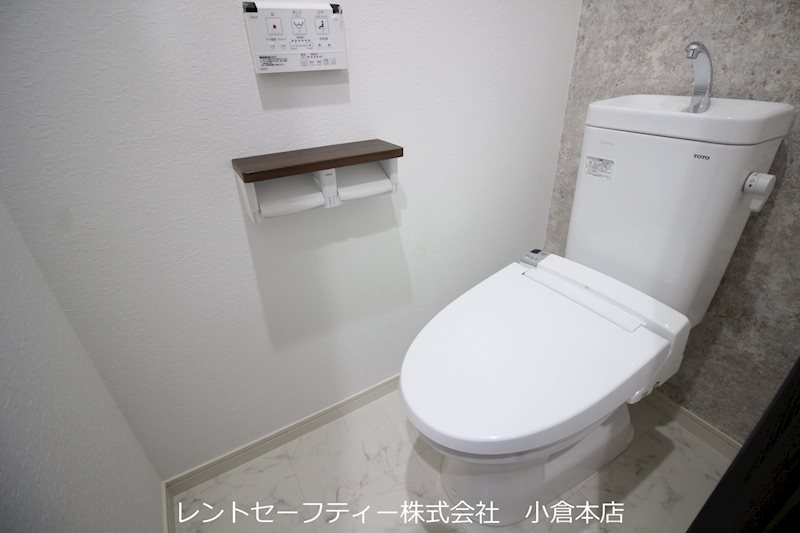 デザイナーズ　ザ　レトロ トイレ