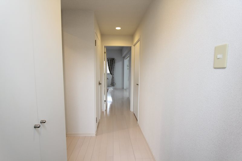アンテスⅡ  玄関
