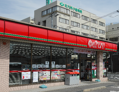 ソレイユ・ルヴァン赤坂  コンビニ