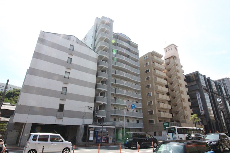 アヴィニールNo.5 外観