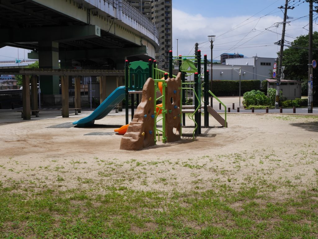 エルフ・フォレスト  公園