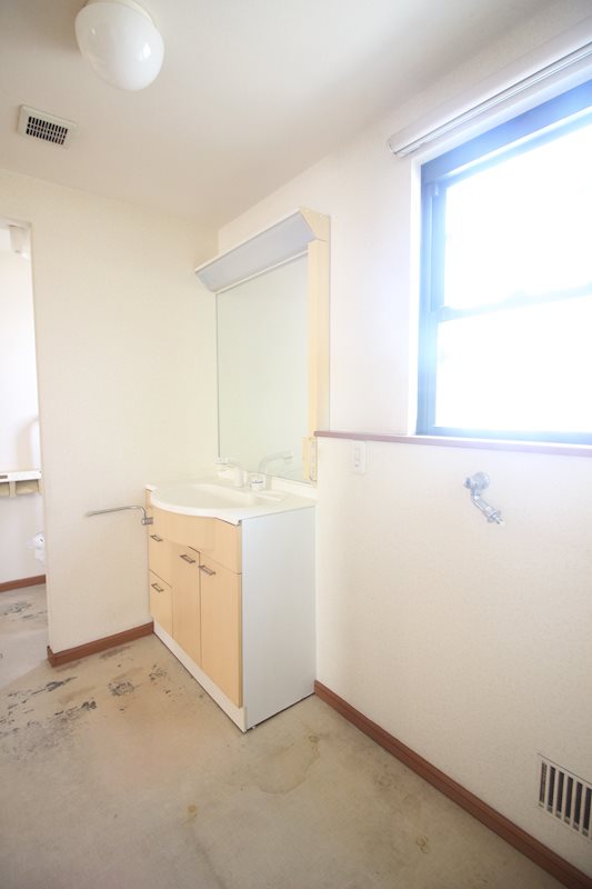 重住一丁目戸建 洗面所