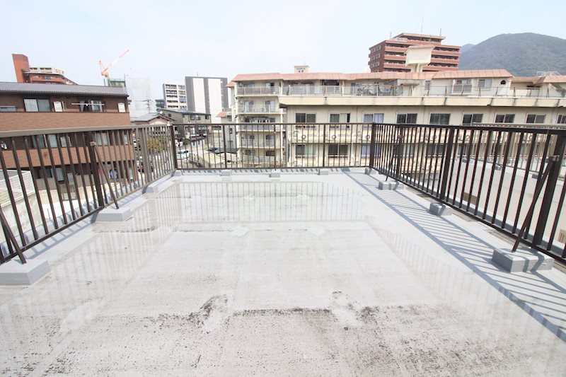 重住一丁目戸建 ベランダ