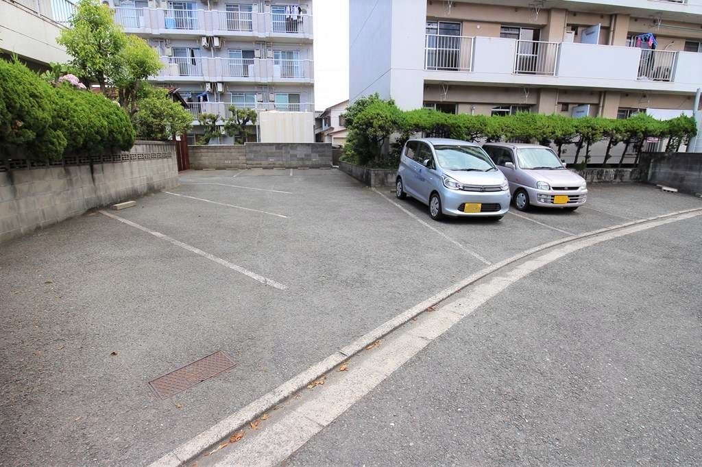 コーポ伊藤 駐車場