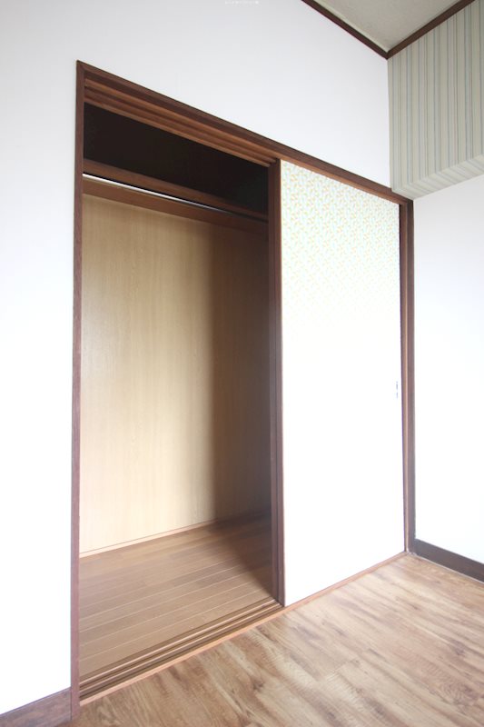 門司別院ホワイトハイツ 収納