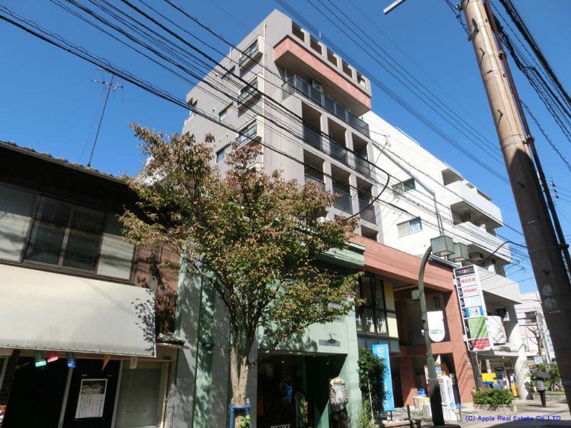 プラスワンビル 外観