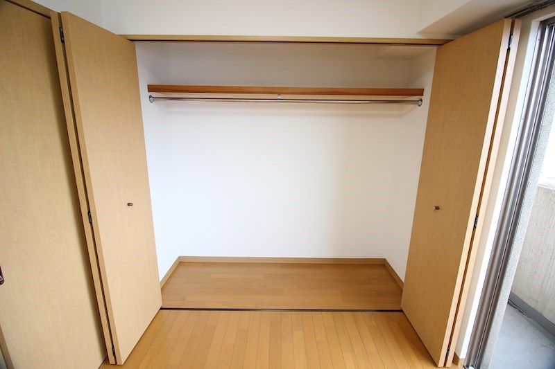 アヴィニール吉野  庭