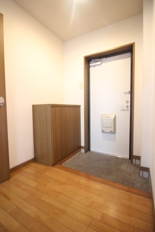 アネーロあそう  玄関