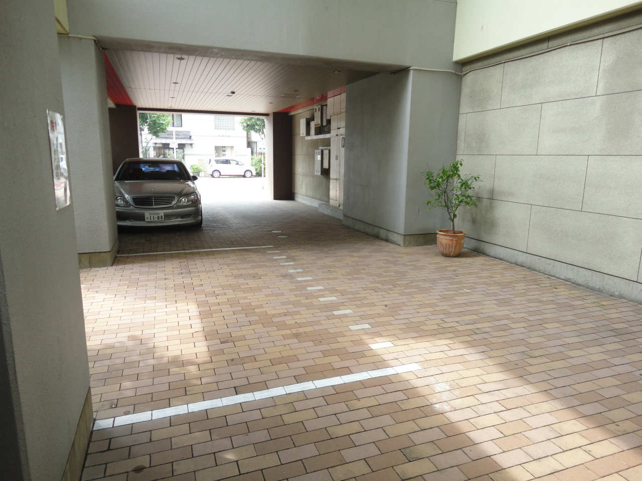 アネーロあそう  駐車場