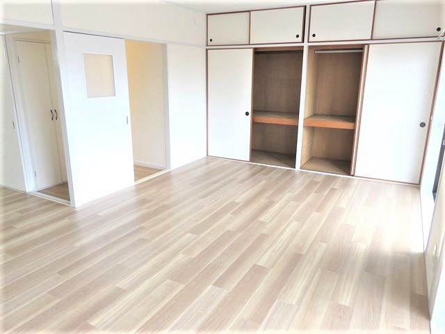 エメラルドマンション南小倉C棟 ベッドルーム