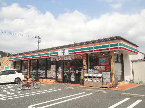 サンライフ守恒Ⅱ コンビニ
