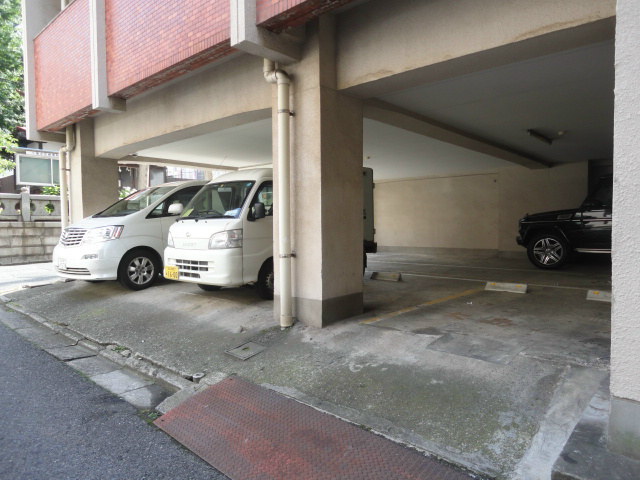 ビバライフ船場 駐車場