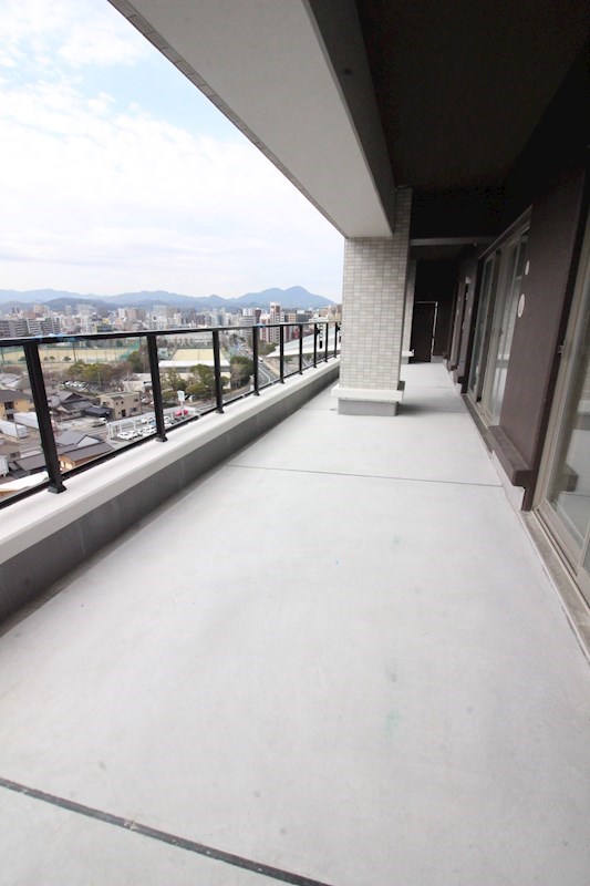 内山神岳ビル ベランダ