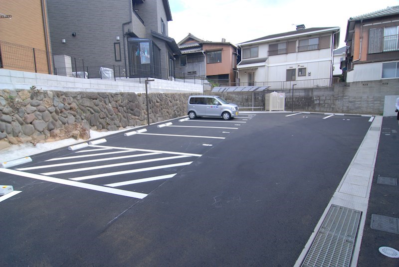 ジェントル篠崎    駐車場