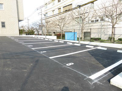 四季荘  駐車場