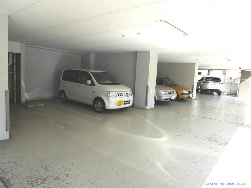 ピュアライフ砂津  駐車場