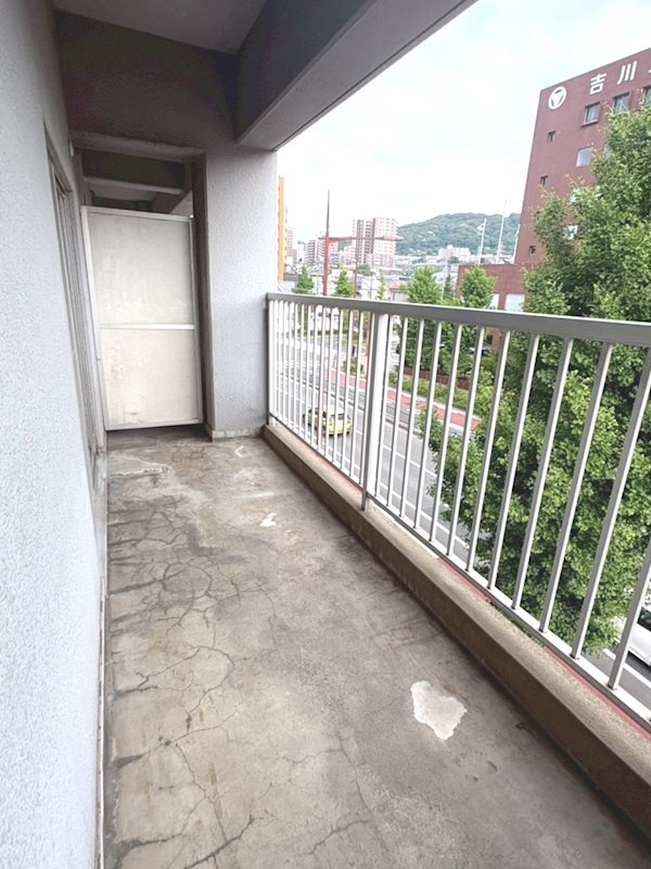 壽ビル ベランダ