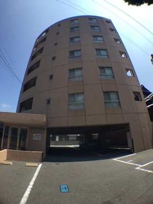 ヤナギサイト  駐車場
