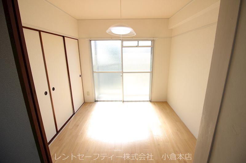 西小倉129 リビング