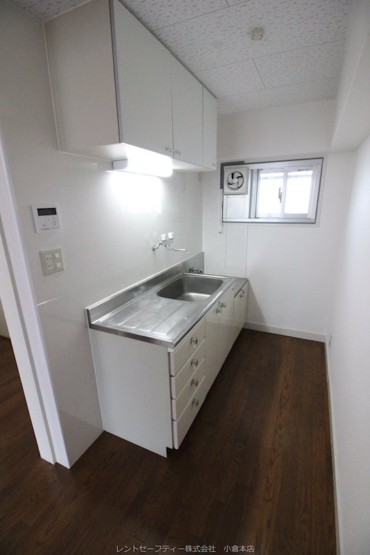 第12小倉三萩野IR. BLD   キッチン