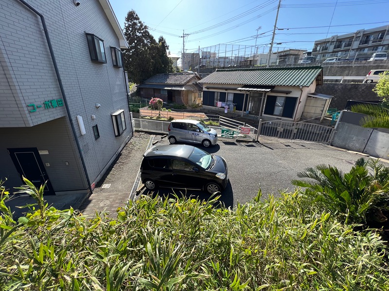フェリス・ヴェージェ 駐車場