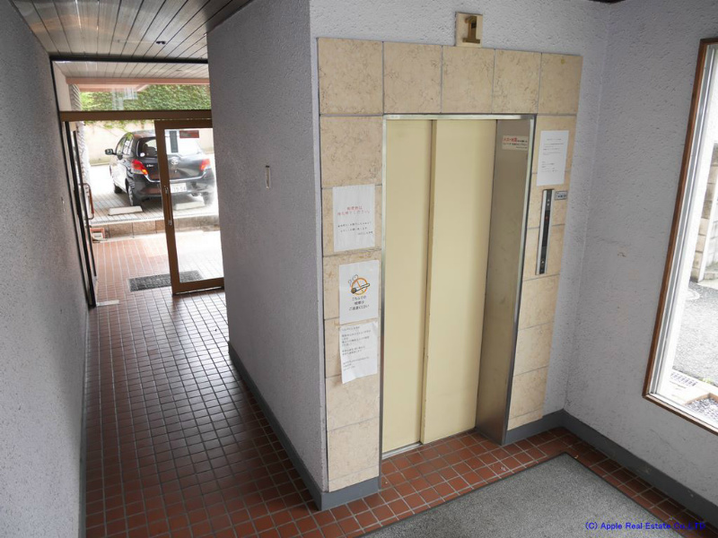 ファーストライフ大手町 エントランス