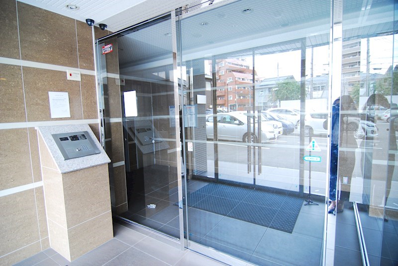 アローネ諏訪町    エントランス