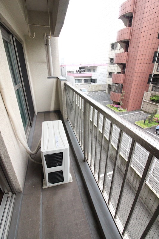緑ヶ丘第四マンション ベランダ