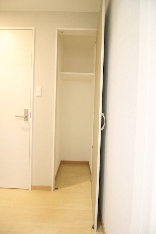 クレスト南小倉  収納
