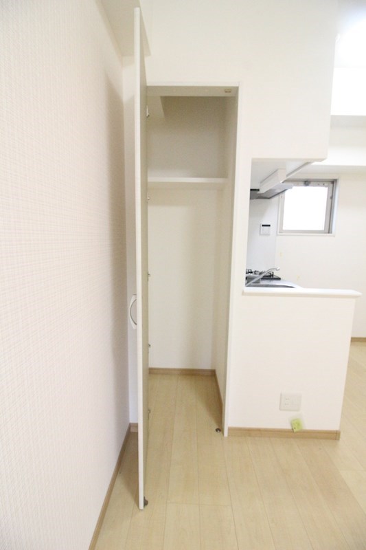 クレスト南小倉  収納