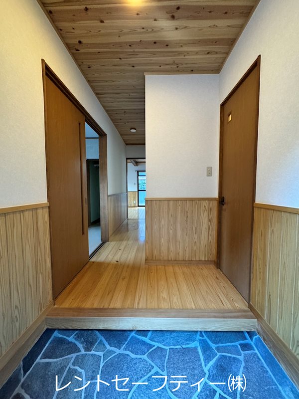 黒川No.16  玄関