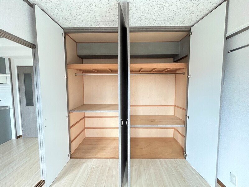 ロイヤルセンターBLD 収納