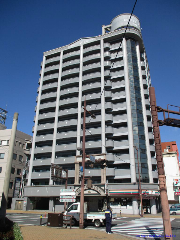 ロイヤルセンターBLD 外観
