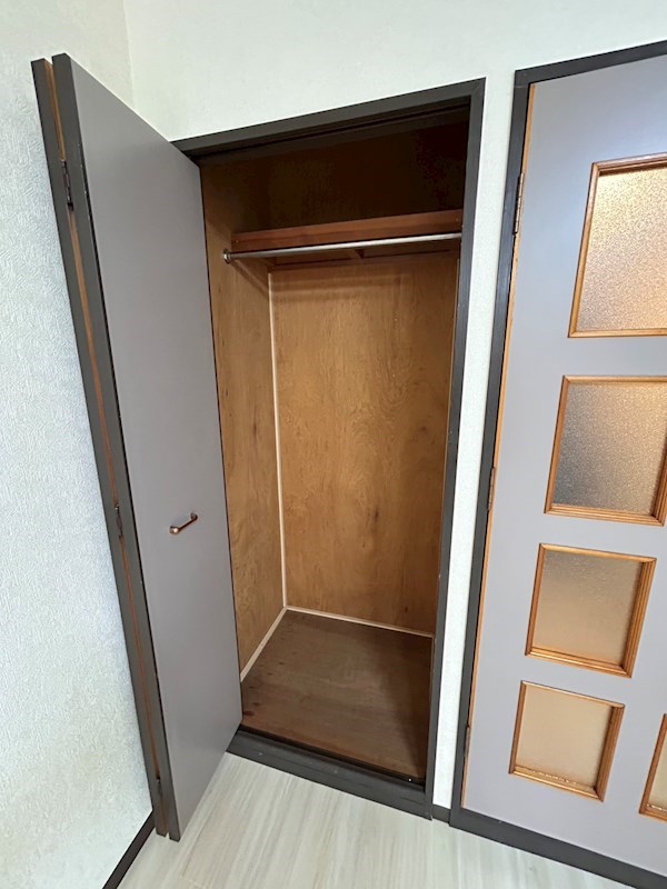 ビレ２号棟 収納