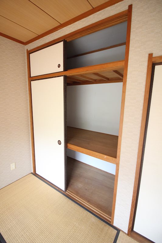 プレステージ霧ケ丘  収納