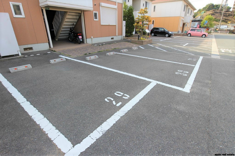 MAST緑ヶ丘　E 駐車場