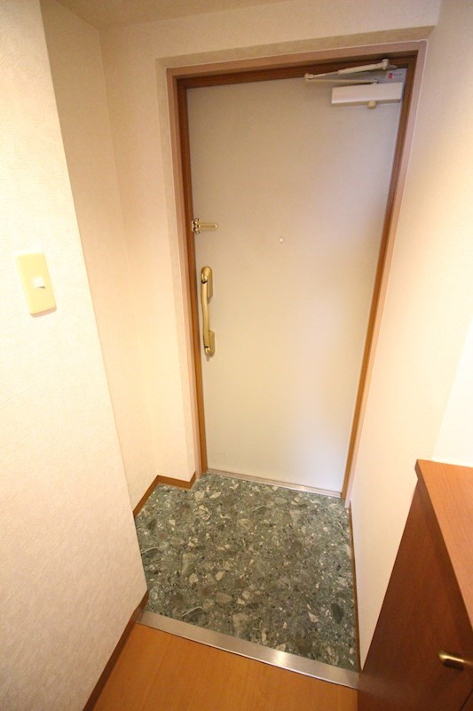 ウィングス片野Ⅰ 玄関